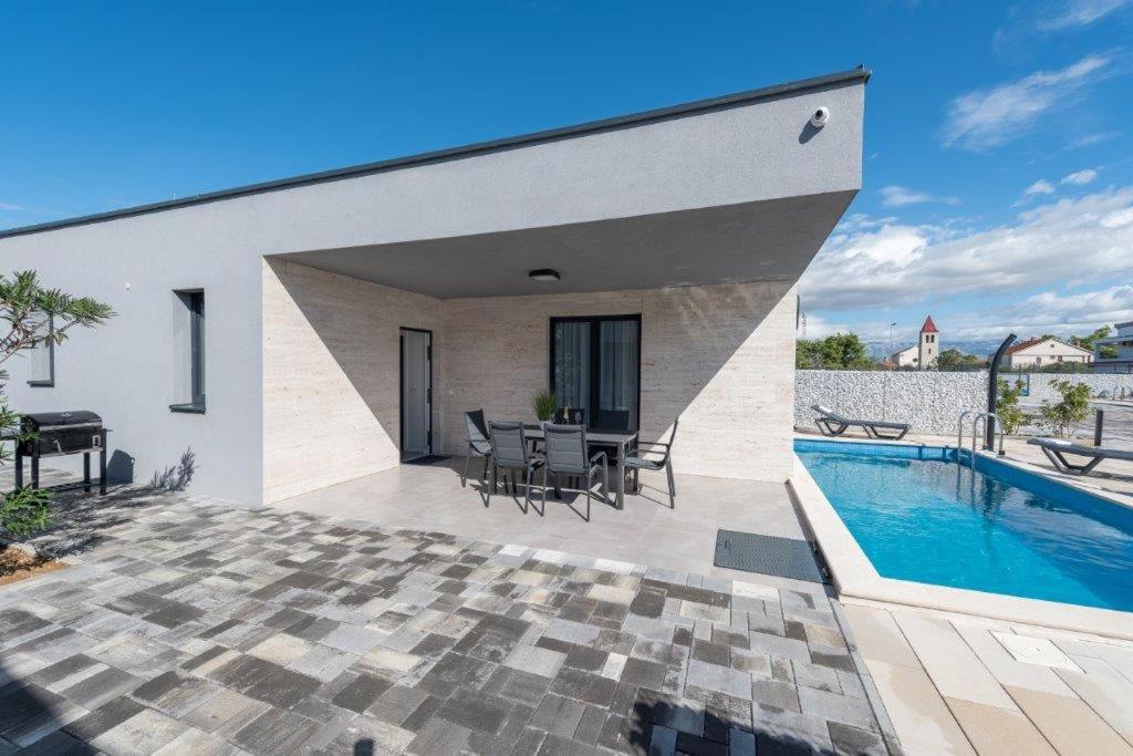 More Exclusive Villas And Spa Vir Esterno foto