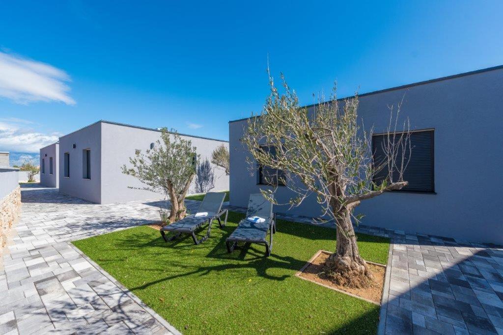 More Exclusive Villas And Spa Vir Esterno foto